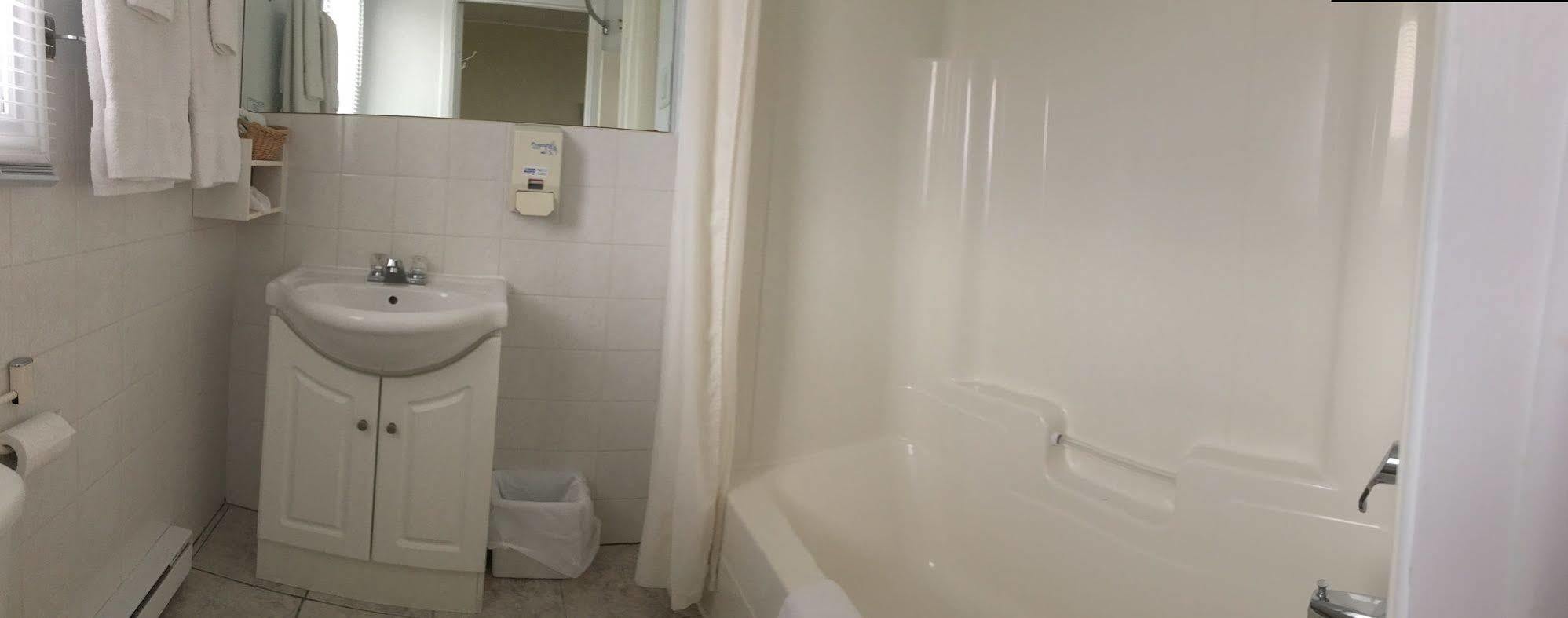 Motel Sainte-Flavie Ngoại thất bức ảnh